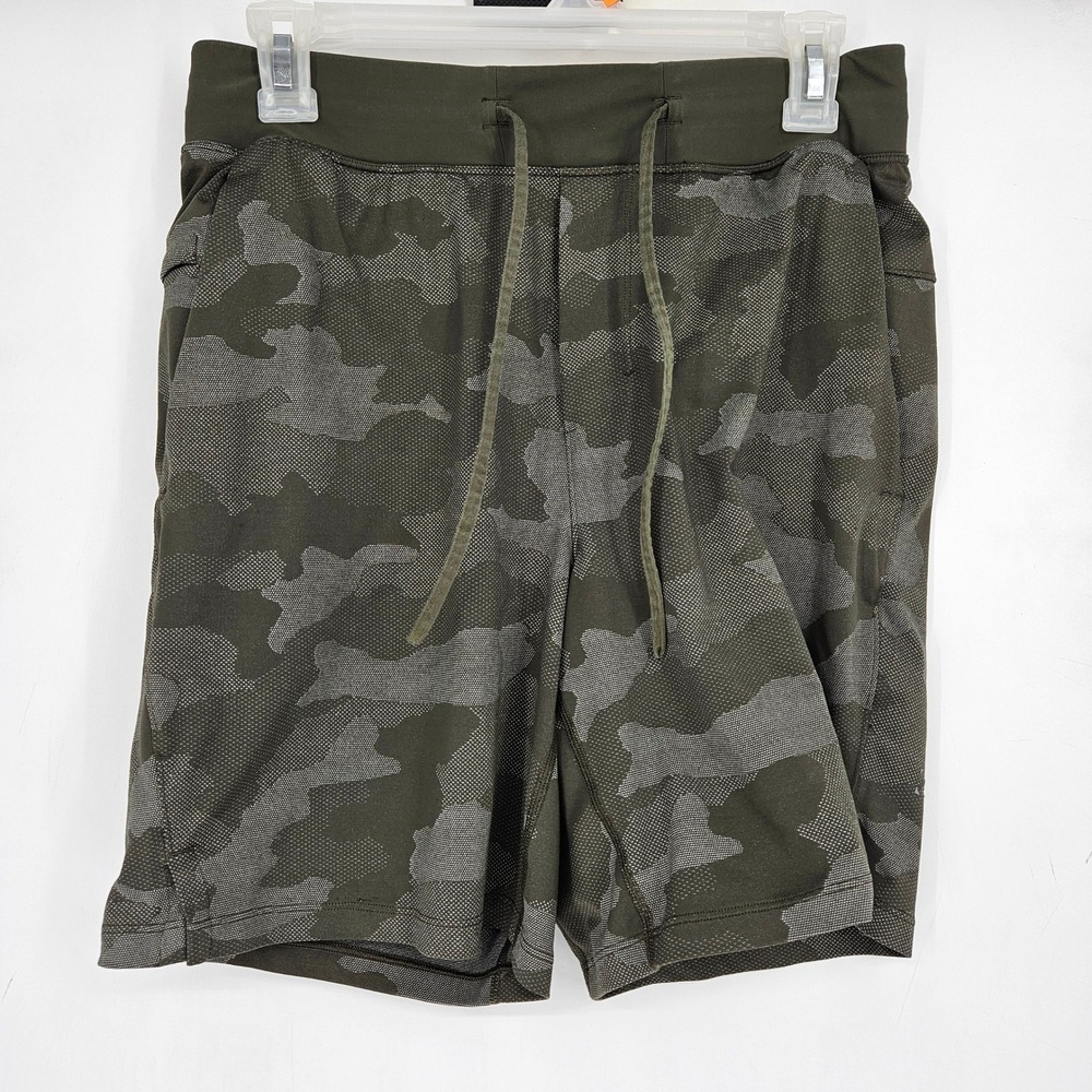 Lululemon THE Shorts Mens Small Linerless Running Activewear Training‎ Gym Camo